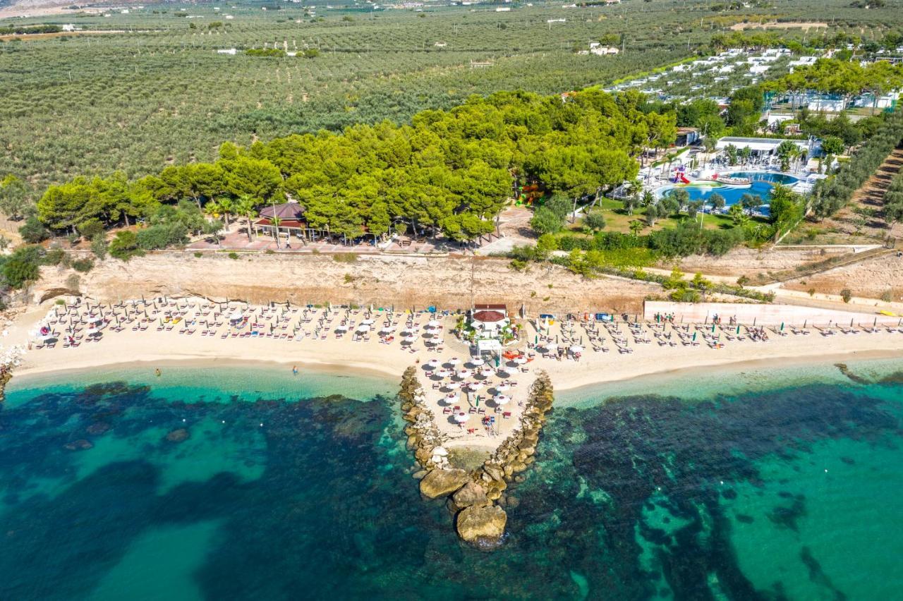 Villaggio Baia Del Monaco Манфредония Екстериор снимка