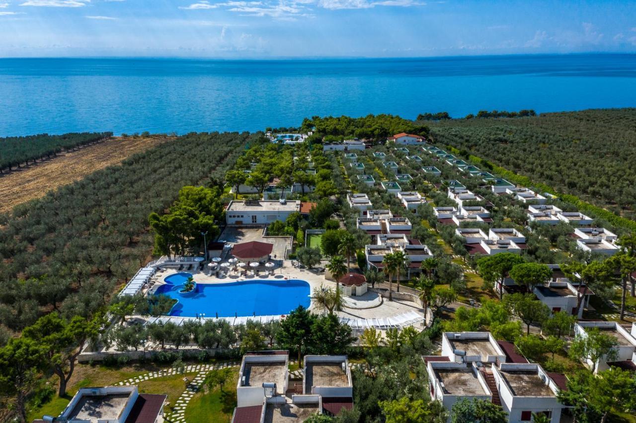 Villaggio Baia Del Monaco Манфредония Екстериор снимка