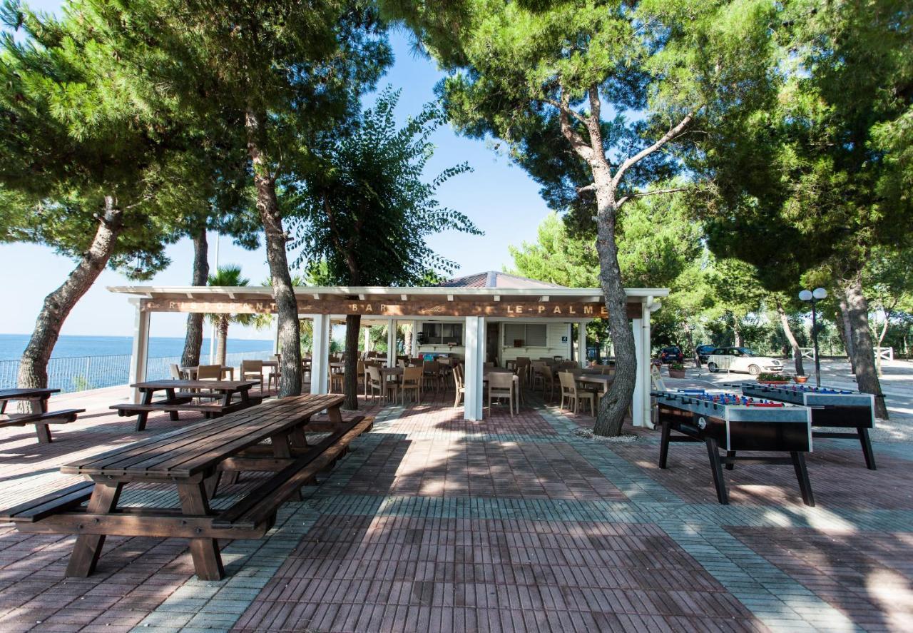 Villaggio Baia Del Monaco Манфредония Екстериор снимка