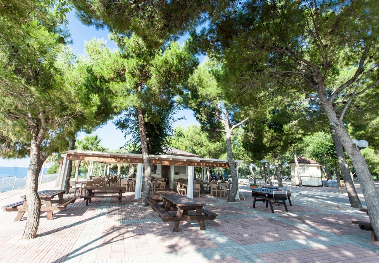 Villaggio Baia Del Monaco Манфредония Екстериор снимка
